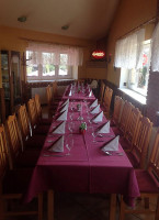 Pizzeria U Kalvodů Dentro