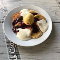 Restaurace U Čápů food