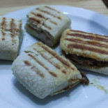 Cerveceria Marisqueria La Mar De Fresquita food