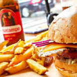 La Calle Burger Sevilla food