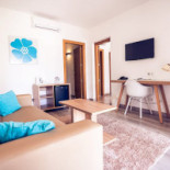 Cala Llenya Resort Ibiza drink