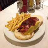 Alfredo's Barbacoa food