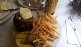 Alfredo's Barbacoa food