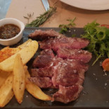 Ástor Gastro-place food