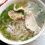 Vietnamita Fusion Mr. Vu food