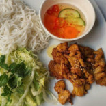 Vietnamita Fusion Mr. Vu food