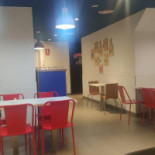Domino's Pizza Meridiana À l'intérieur