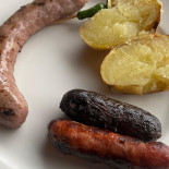 Hostal Os De Civis food