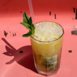 Makamaka Restaurante Barcelona Hamburguesas Cocktails Bar Boisson