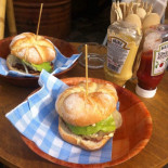 Makamaka Restaurante Barcelona Hamburguesas Cocktails Bar Nourriture