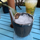 Makamaka Restaurante Barcelona Hamburguesas Cocktails Bar Boisson