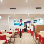 Burger Time Gourmet inside