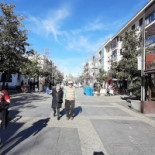 Papa Johns Pizza outside