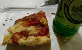 L'artigiana Pizza Al Taglio Nourriture