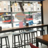 Domino's Pizza Av. Madrid inside