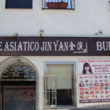 Bufete Libre Asiático Jin Yan outside