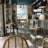 Rawcoco À l'intérieur