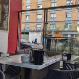 Café Man Ray Extérieur