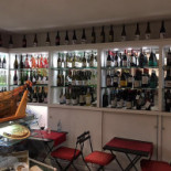 Vins I Mès À l'intérieur