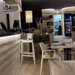 Can Piscolabis À l'intérieur