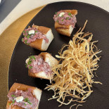 Can Piscolabis Comida