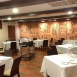 D'mario À l'intérieur