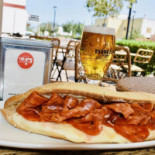 Can Boutique Triplex Nourriture