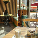 Alegría Pizzeria Cafè À l'intérieur