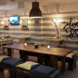 Acqua E Farina inside