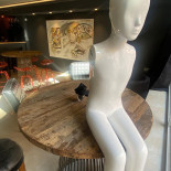 Brut, Cocteles, Vermuts Y Sala De Exposiciones drink