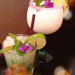 Herry Trattoria, Pizzería Y Cocktail drink