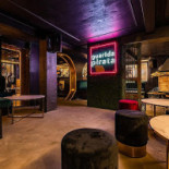 La Perla Negra Ibiza inside