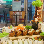 Sport Cafetería Apuestas Deportivas Local De Juego Punt De Joc (ibiza 777) food