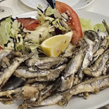 El Pato Rojo Nourriture