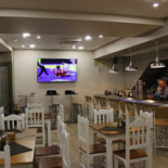 Cafe Los Manueles Cristian Dentro