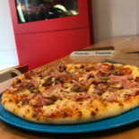 Domino's Pizza food