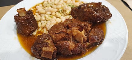 Bar Restaurant Thiana Nourriture