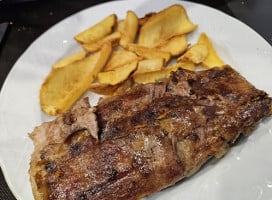 Bar Restaurant Thiana Nourriture