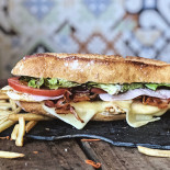 Bocatería El Chivito Comida