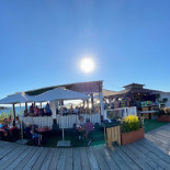 Pé Na Praia outside