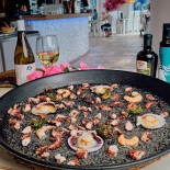 La Cueva De Nemesio food