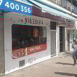 Pizz-a Porter outside