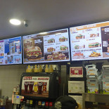 Burger King Avenida Veinte De Abril inside