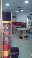 Cafetería Tutti Fruti inside