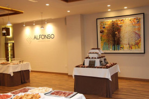 Alfonso food