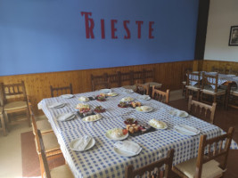 El Trieste food