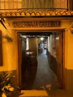 Taberna La Callejilla outside