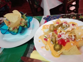 Esto Es Mexico food