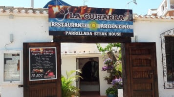 La Guitarra Steak House outside