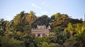 Villa Retiro inside